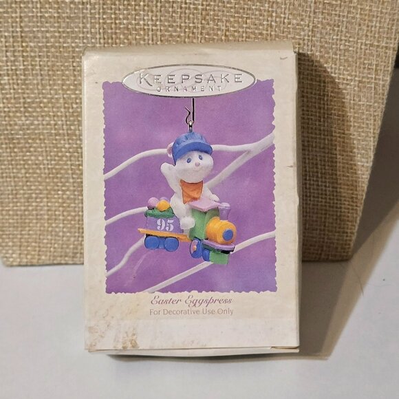 Vintage Hallmark Keepsake Easter Eggspress 1995 Ornament NWT - Picture 1 of 4
